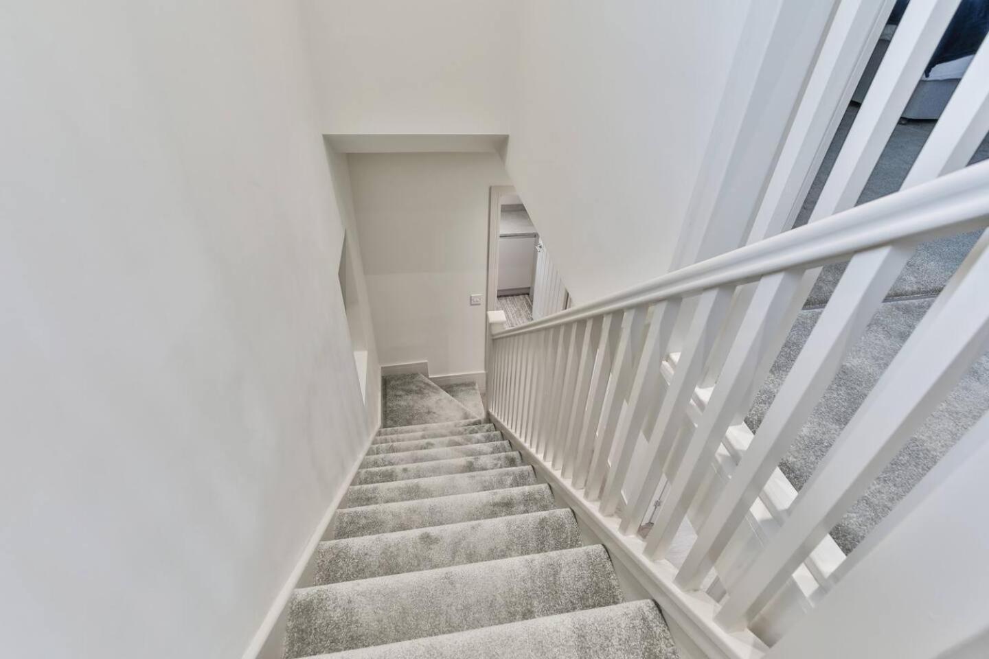 Magnificent, Renovated Whole House With Garden Villa Sheffield Exterior photo