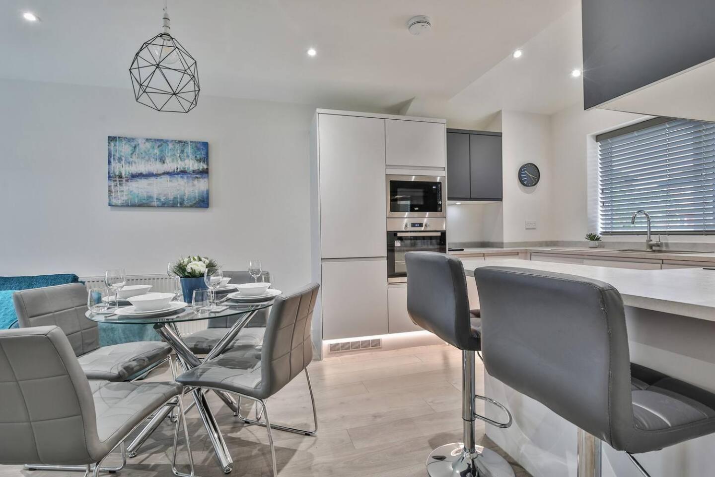 Magnificent, Renovated Whole House With Garden Villa Sheffield Exterior photo